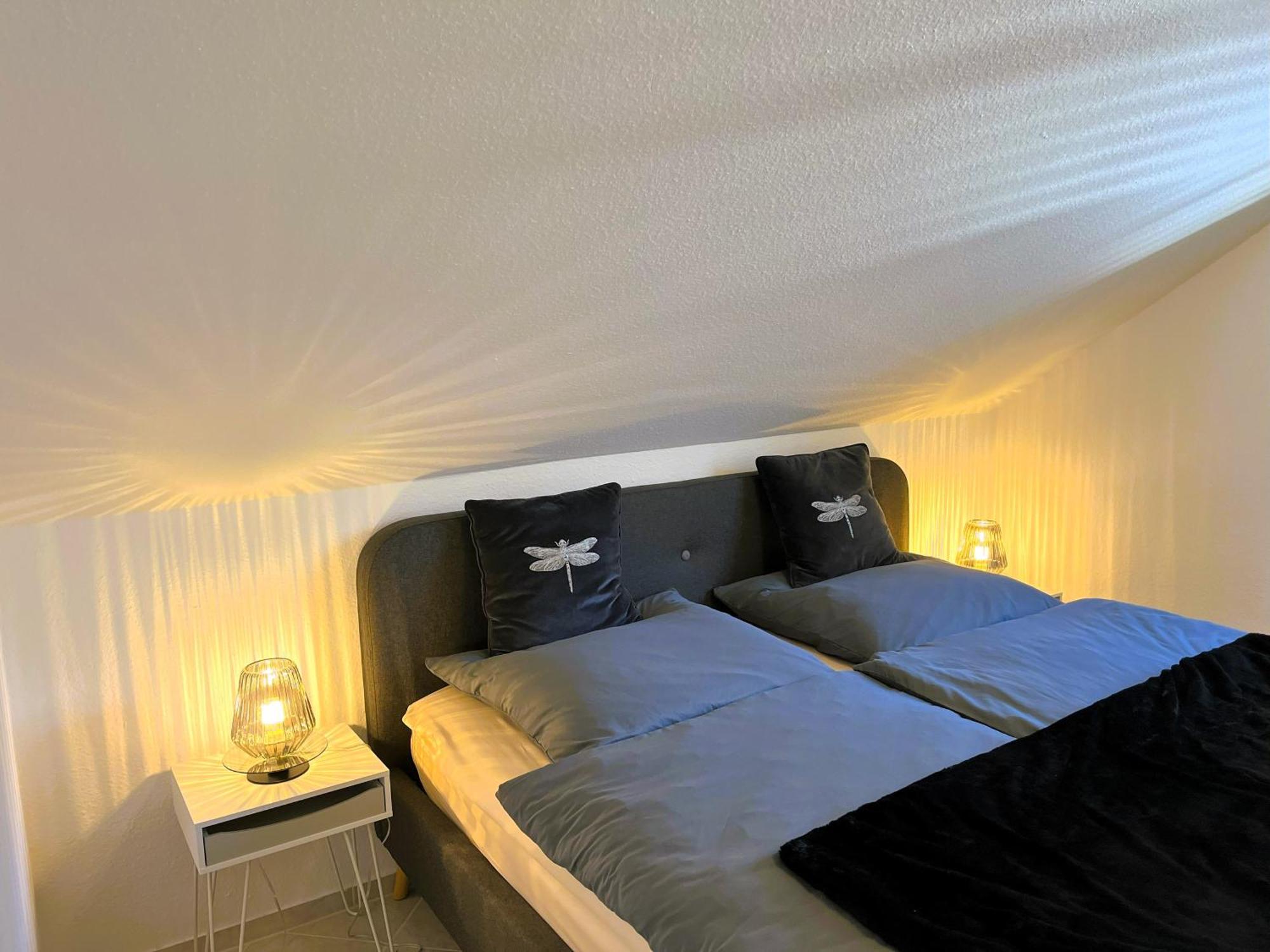 Zentrale Ferienwohnung Am Buhlschen Park In Deidesheim Zewnętrze zdjęcie